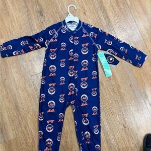 Genuine Merchandise Blue and Orange Kids Footie